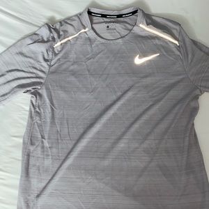 Nike Dri fit (L)